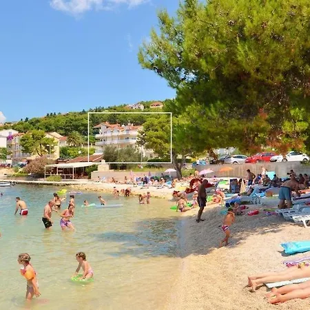 Lejlighed Studio In With Sea View, Terrace, Air Conditioning, Wi-fi Trogir